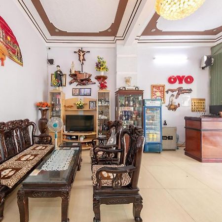 Oyo 898 Phuong Thao Hotel Нячанг Экстерьер фото