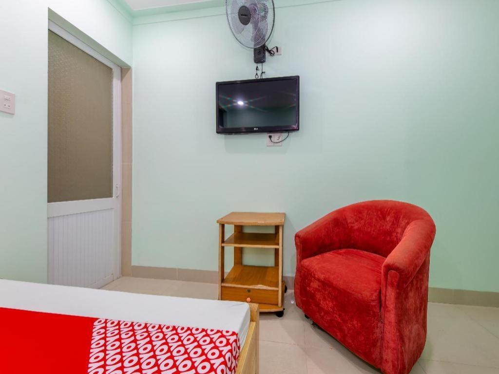 Oyo 898 Phuong Thao Hotel Нячанг Экстерьер фото