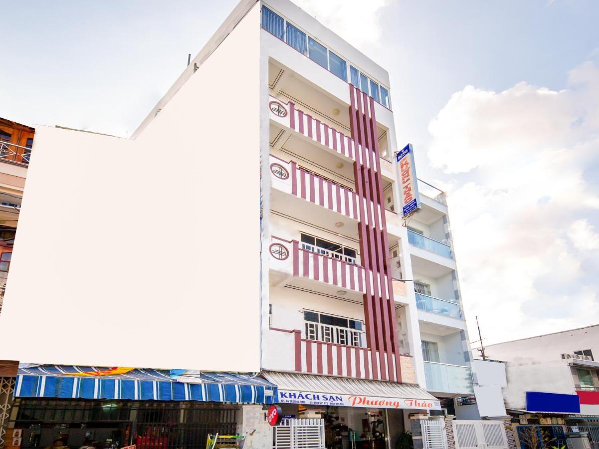 Oyo 898 Phuong Thao Hotel Нячанг Экстерьер фото