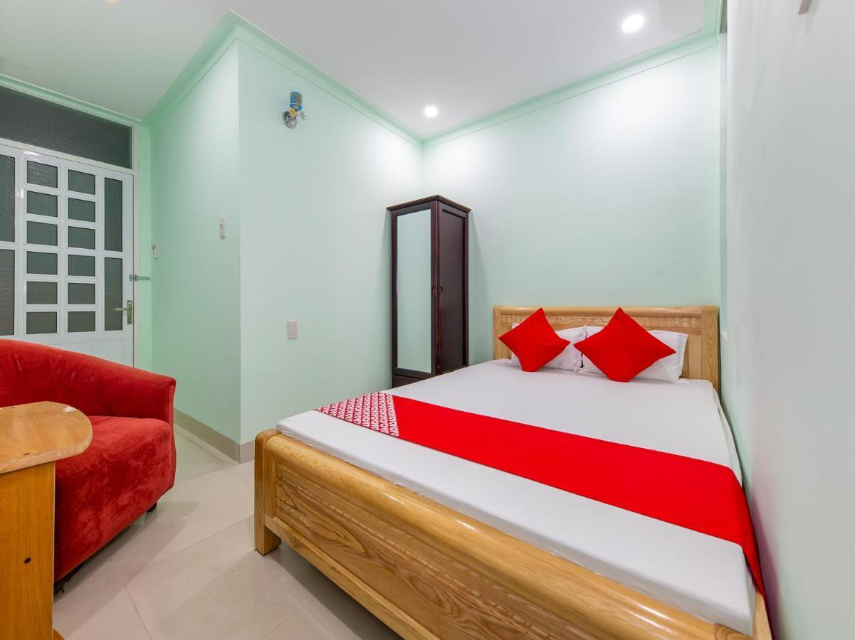 Oyo 898 Phuong Thao Hotel Нячанг Экстерьер фото