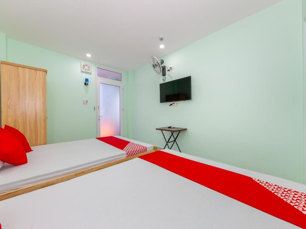 Oyo 898 Phuong Thao Hotel Нячанг Экстерьер фото