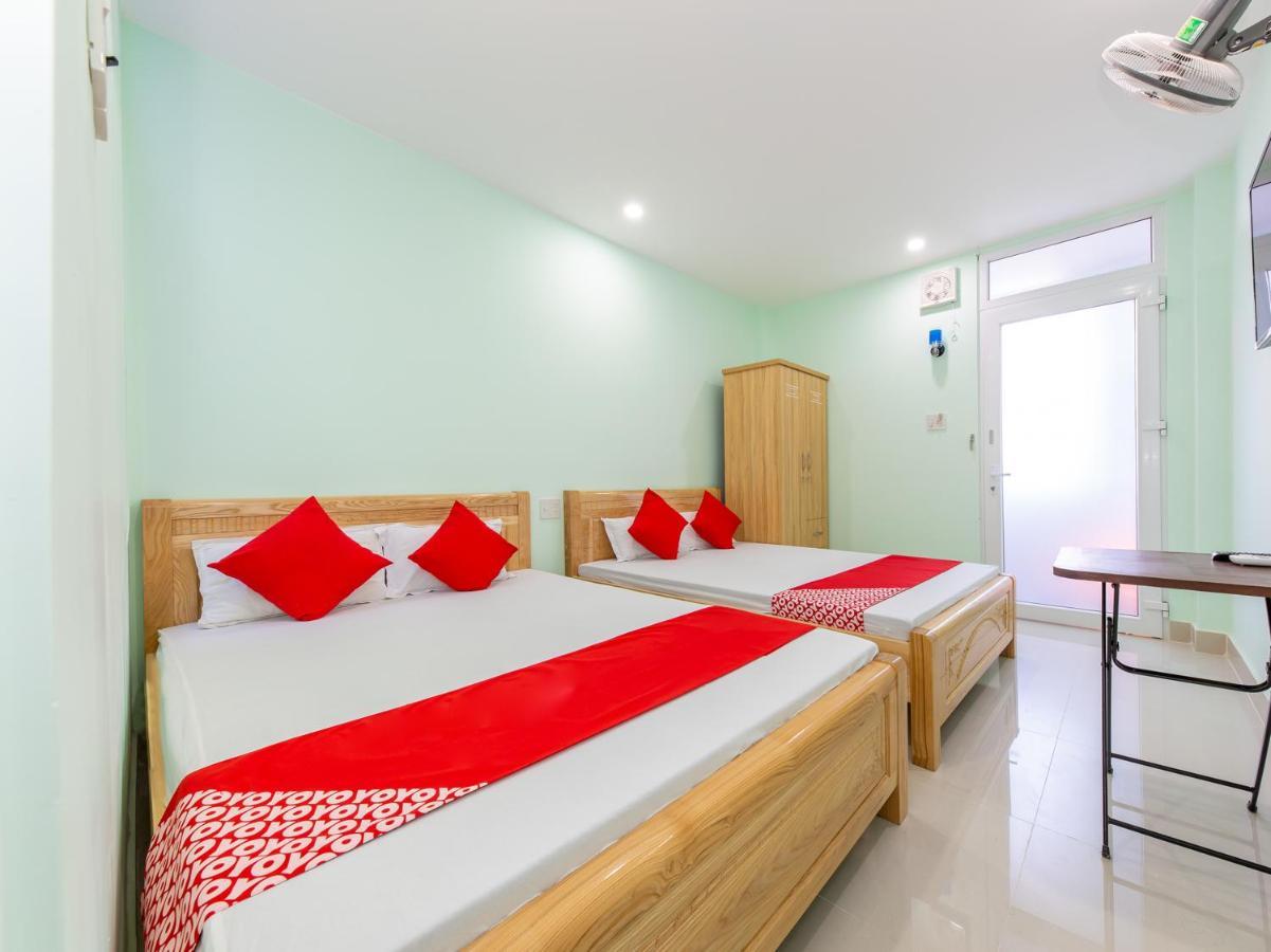 Oyo 898 Phuong Thao Hotel Нячанг Экстерьер фото